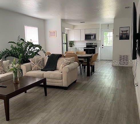 2nd image of 120 B St