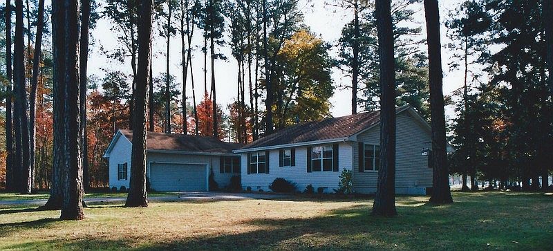 1st image of 28302 Fairway Dr