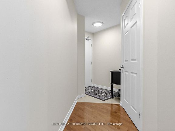 3rd image of 155 Beecroft Rd #815