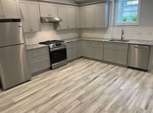 44 Cook St #1B, Newton, MA 02458