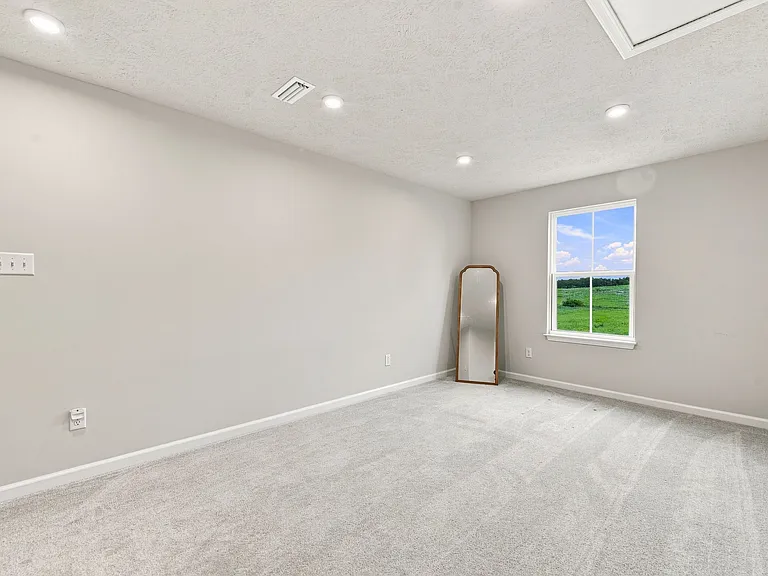 9004 Wellington Ct — Photo 17