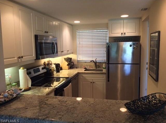 1st image of 300 Forest Lakes Blvd APT 109