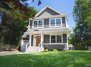 1415 Milford Ter, Teaneck, NJ 07666