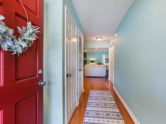 4th image of 11003 Percheron Dr
