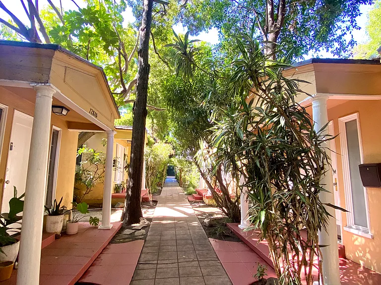 Fountain Village Cottages — Photo 12