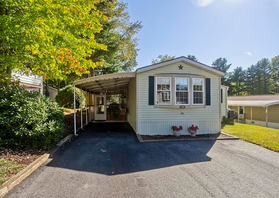 1st image of 129 Pine Ave