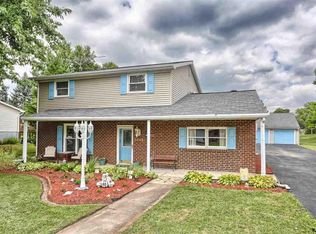 2205 Chestnut Rd, York, PA 17408