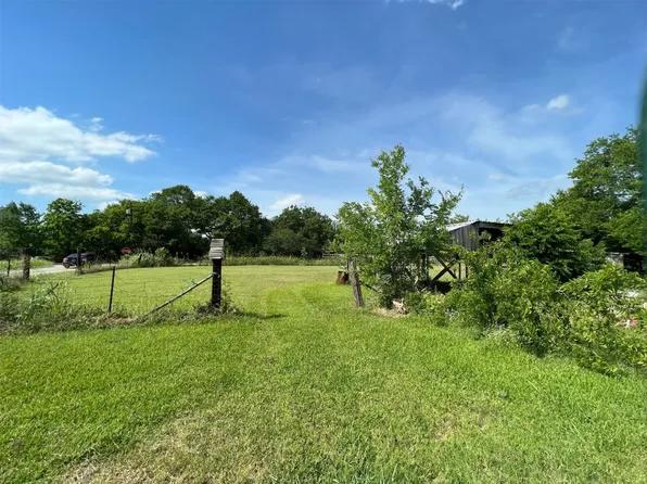 505 N Edward St, Quinlan, TX 75474