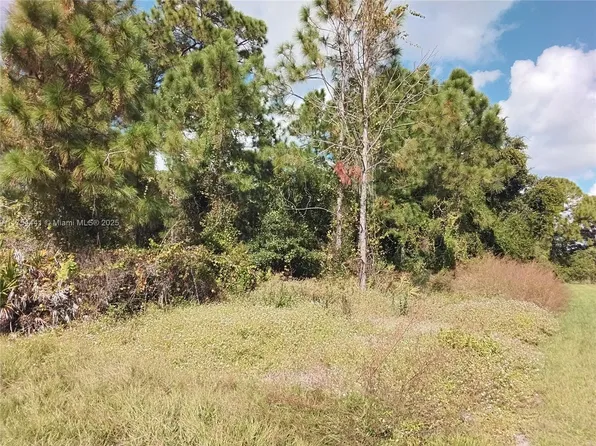 3504 74th St W, Lehigh Acres, FL 33971