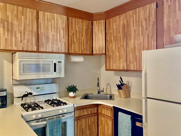 65 E India Row APT 11C