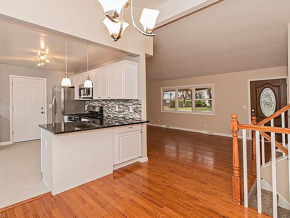 5th image of 5546 Washington Ave