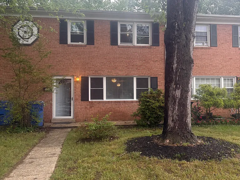 120 Charles Pl — Photo 21