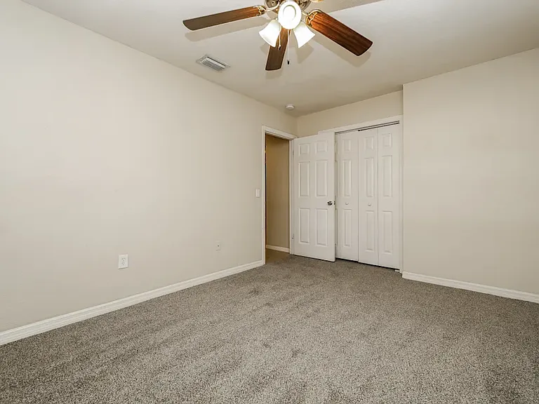 634 Huntington St — Photo 5