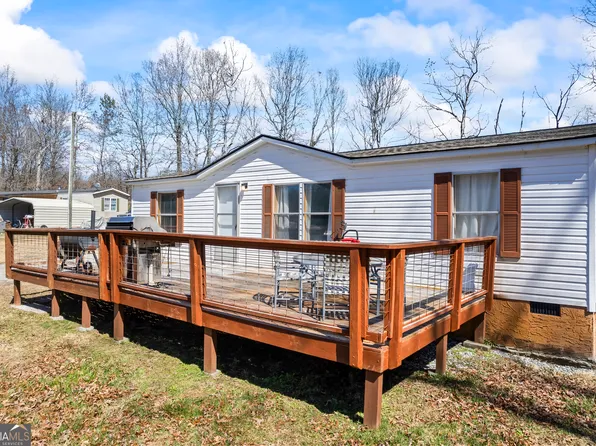 142 Sunrise Cv, Clarkesville, GA 30523