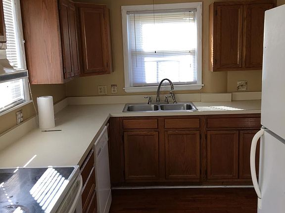 4th image of 126 Westview Dr