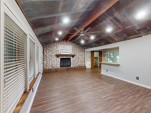3rd image of 4270 Sir Lancelot Cir