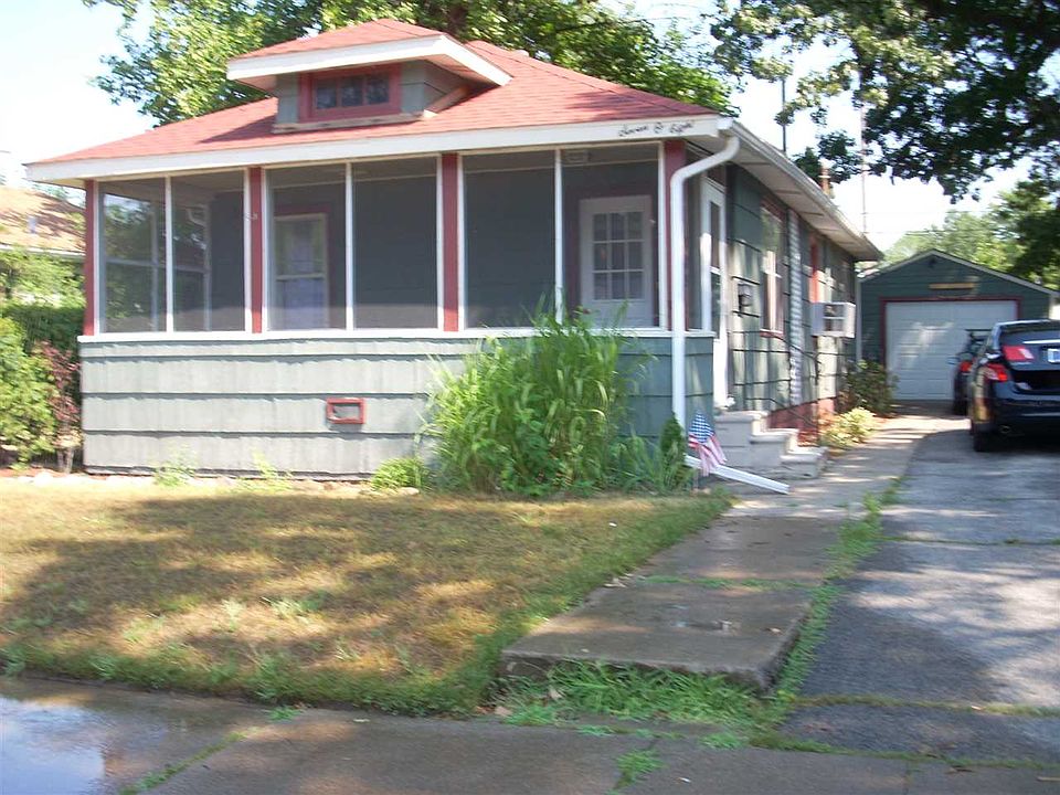 1st image of 708 W Marion St