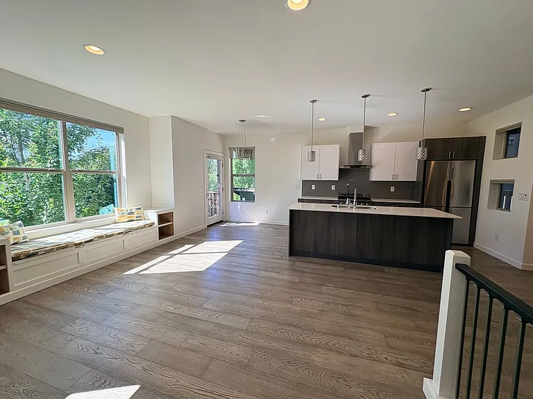 16329 Main View Ln NE — Photo 7