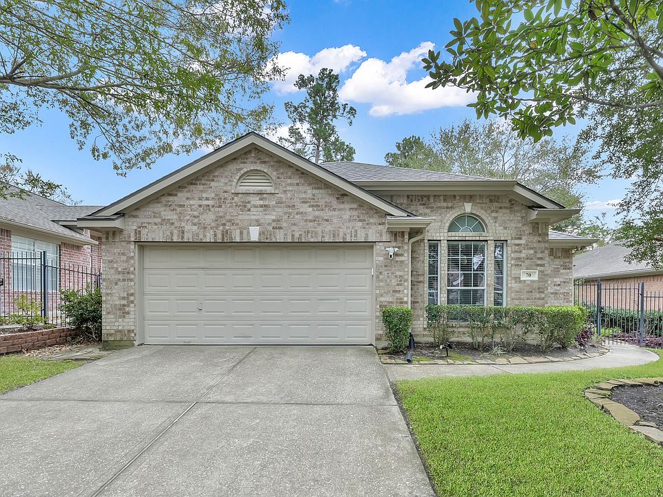 1st image of 70 E Foxbriar Forest Cir