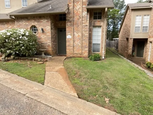 1505 Bent Tree Ln, Longview, TX 75605