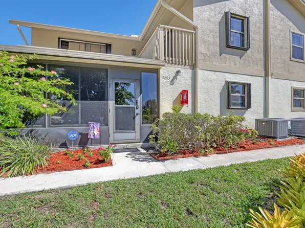 7495 SE Jamestown Terrace, Hobe Sound, FL 33455