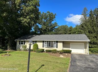 168 Jones Rd, Saratoga Springs, NY 12866