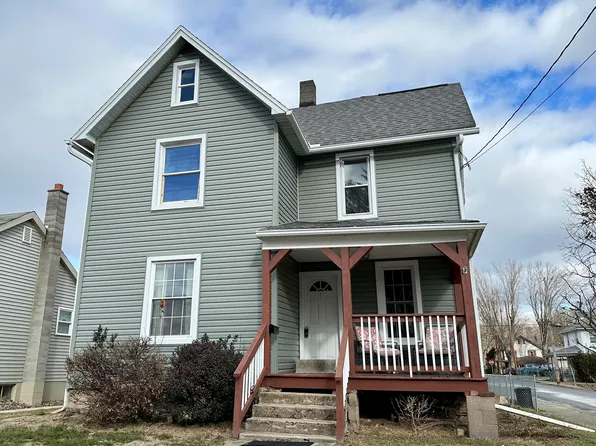 318 Washington Ave, Jersey Shore, PA 17740