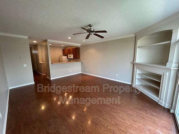 4th image of 4359 Straight Arrow Rd