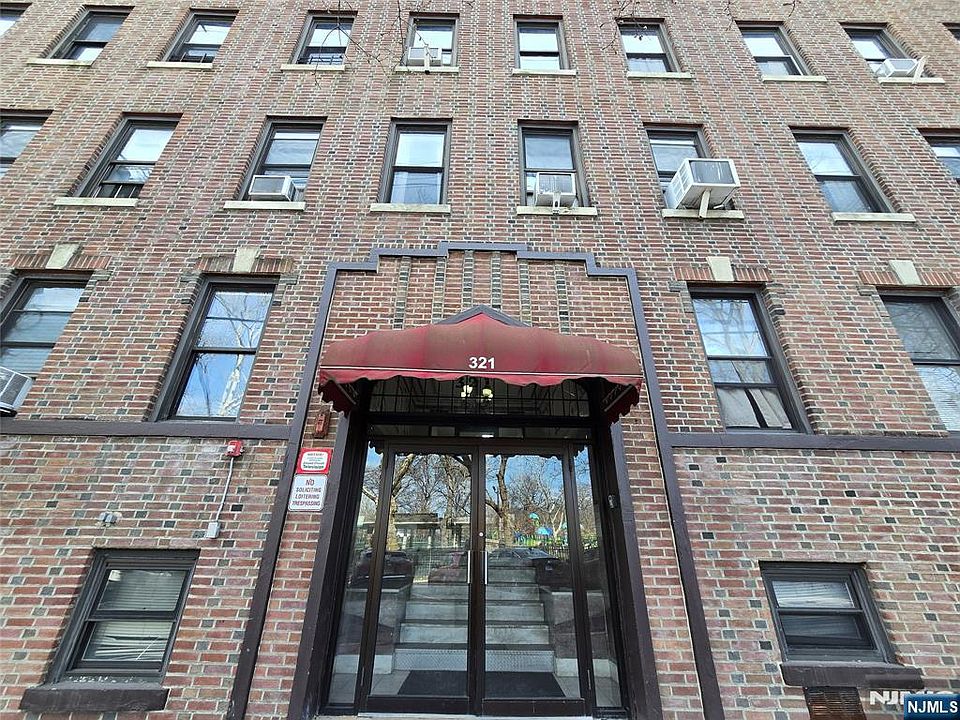 1st image of 321 79th St APT 8