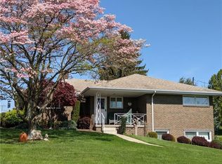 76 Locust Ave, Charleroi, PA