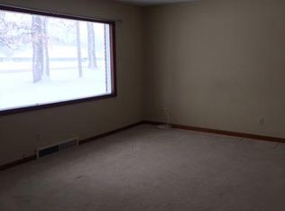 1210 Bullseye Lake Rd, Valparaiso, IN 46383