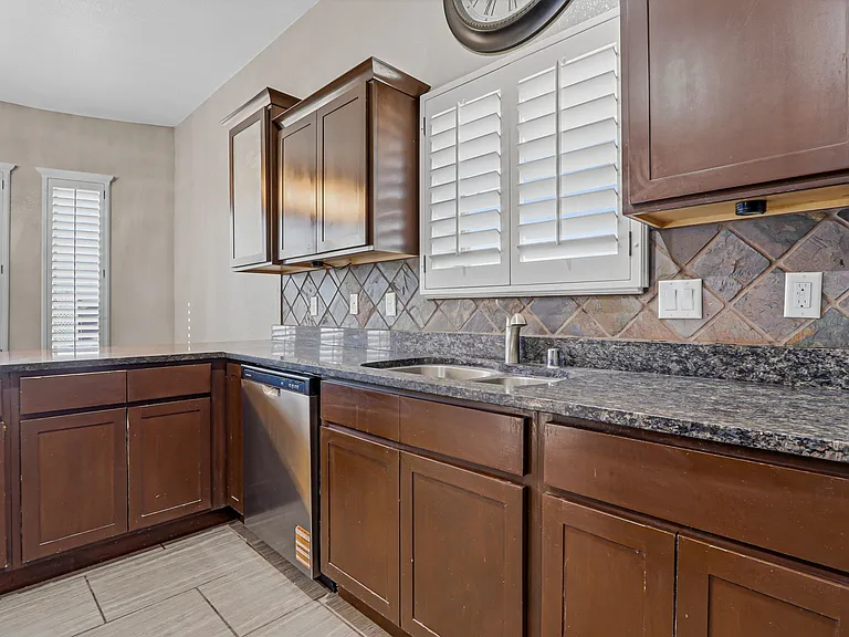 14293 Meadow Lake Ave — Photo 15