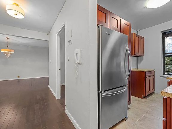 4th image of 67-40 Yellowstone Blvd APT 2K