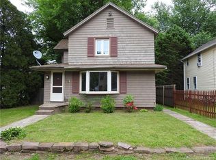 6 Riverside St, Portland, CT 06480