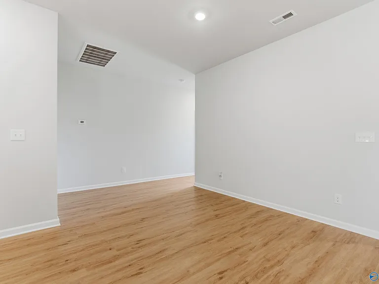 186 Pennington Ave — Photo 7