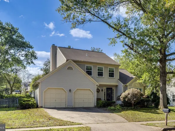 13170 Ladybank Ln, Herndon, VA 20171