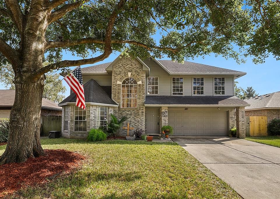 1st image of 7843 Yellow Pine Dr