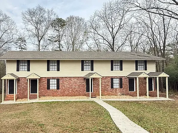 106 Thomas Cir, Troy, AL 36079