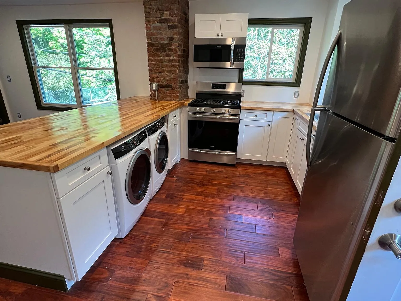 2 bed, 1.5 bath, 800 sqft, $3,175 — Photo 3