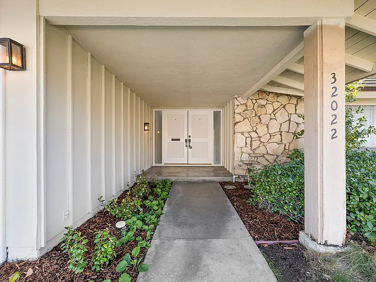 32022 Grenville Ct — Photo 27