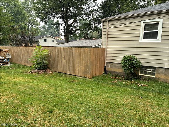3rd image of 336 Taylor St