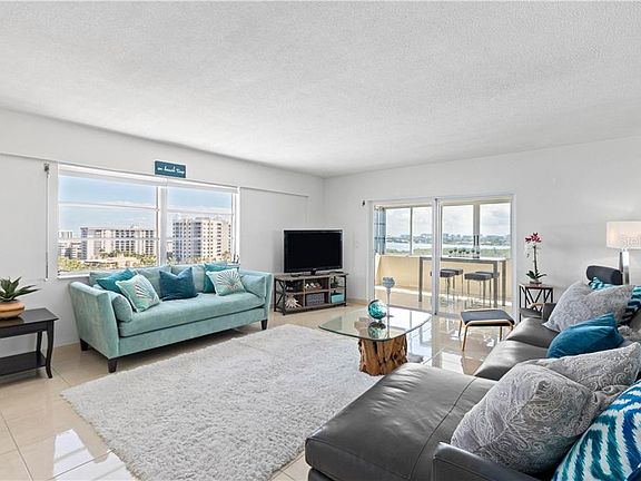 3rd image of 1700 Benjamin Franklin Dr APT 12E