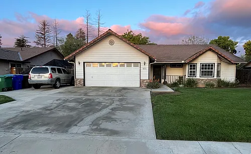 425 Benjamin Ct Photo 1