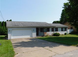1169 Belleview Dr, Erie, PA 16504