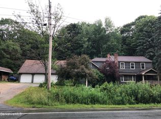 2959 Hancock Rd, Williamstown, MA 01267