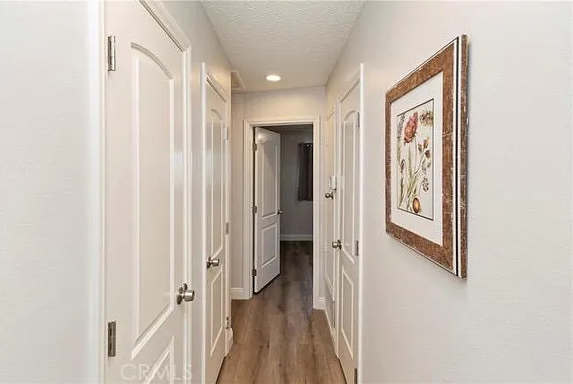 484 Glenhill Dr — Photo 9
