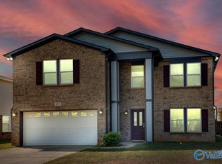 125 Grantham Cir, Madison, AL 35756