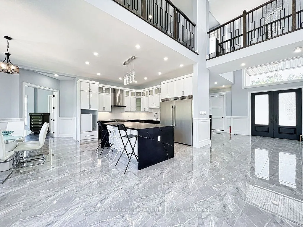 5 bed, $5,990 — Photo 4