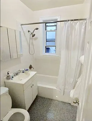 Rented by Bell Realty | media 4