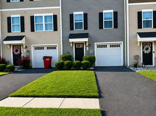 55 Snickers Ct, Martinsburg, WV 25403